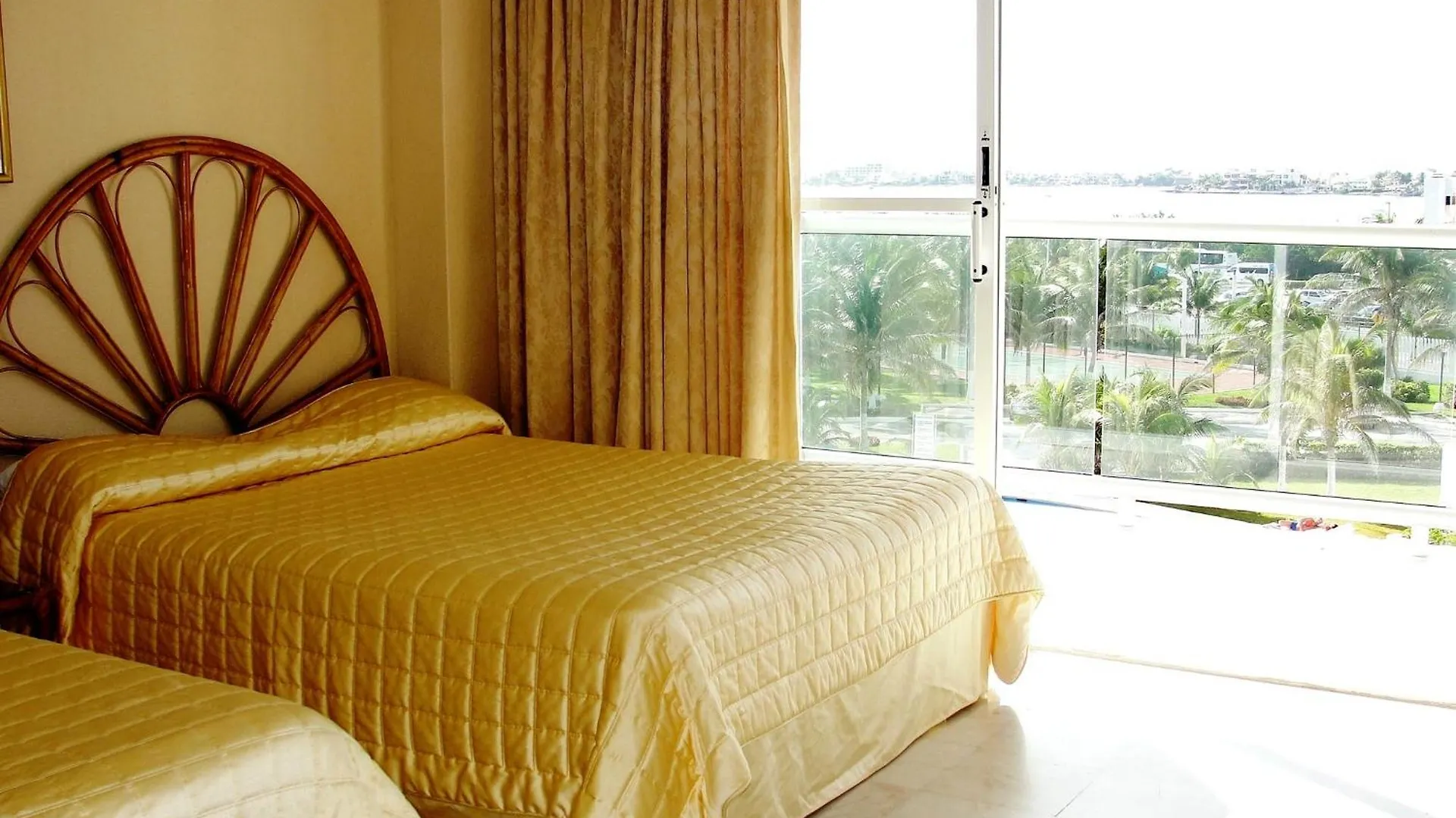 Salvia Cancun Aparts Apartment